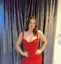 Kamar - puta in Abu Dhabi Photo 5 of 10