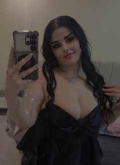 Kamar - escort in Erbil Photo 3 of 7