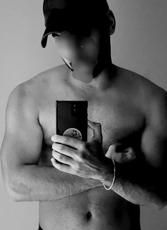 Telegram @Kamelove1321 - Male escort in Abu Dhabi Photo 1 of 2