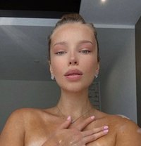 Kamila - escort in Eindhoven