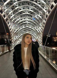 Kamila - Transsexual escort in Riyadh Photo 17 of 18