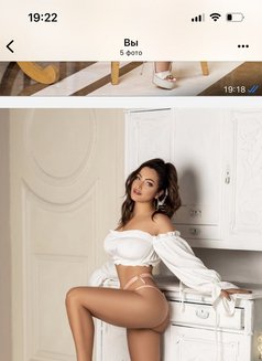 Kamila Sweet - puta in Abu Dhabi Photo 13 of 13