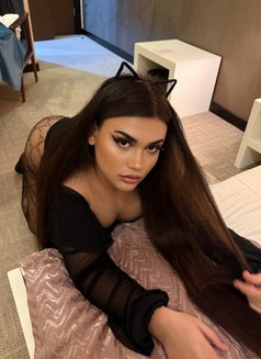 Kamilla - Transsexual escort in Riyadh Photo 5 of 12