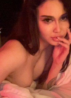 * Kamilla - escort in Al Manama Photo 19 of 26