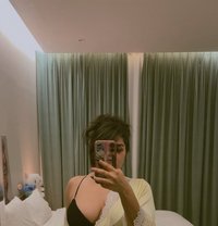 Kamilya - puta in Riyadh