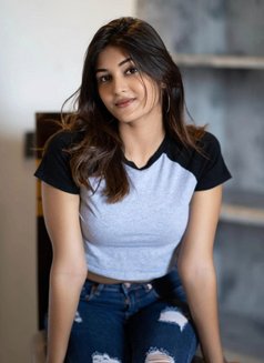 Kamini Best Safe Secure Service - escort in Galle Photo 2 of 4