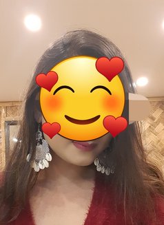Kamini Biswas - Transsexual escort in Kolkata Photo 1 of 8