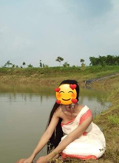 Kamini Biswas - Transsexual escort in Kolkata Photo 2 of 8