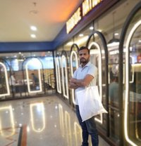 Kamlesh - Male adult performer in Udaipur