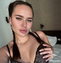 Kammila - escort in Beirut