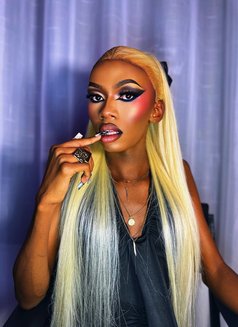 Kamo - Acompañantes transexual in Nairobi Photo 8 of 9