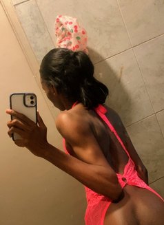 Kamo - Acompañantes transexual in Nairobi Photo 9 of 9