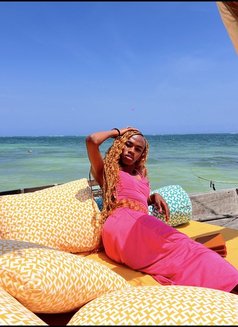 Kamo - Transsexual escort in Nairobi Photo 10 of 11