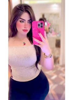 Kamra - escort in Dammam Photo 4 of 4