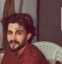 Kamran Haider - Intérprete masculino de adultos in Lahore