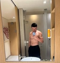 Kamran - Male escort in Dubai