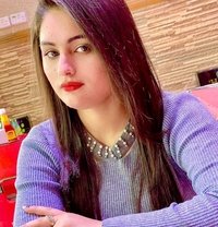Kamya - puta in Sharjah