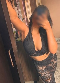 🦋Kanak Vora🦋, Real Meet - escort in Mumbai Photo 1 of 2