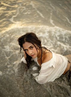 Kanaya Fun Sexy Gfe - puta in Singapore Photo 4 of 5