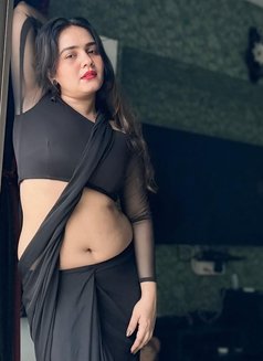 Kanchan Agarwal (Cash on Meeting) - escort in Lucknow Photo 2 of 2