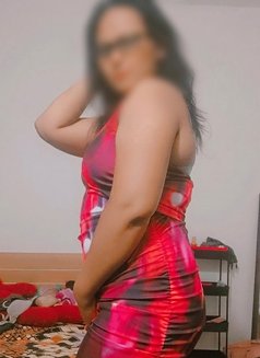 Kanchan - escort in Gurgaon Photo 1 of 3