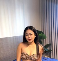 Kanda - escort in Jeddah Photo 1 of 7