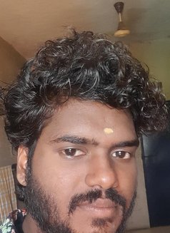 Kandy Crown - Male escort in Tiruchirapalli Photo 1 of 3