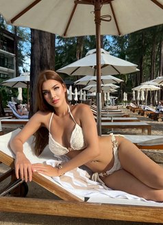 Kanhee 1m - Transsexual escort in Bangkok Photo 14 of 15