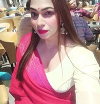 Only video call service - Transsexual escort in Kolkata Photo 6 of 19