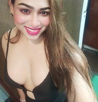 Kanika big dick big boobs only cam show - Transsexual escort in Mumbai