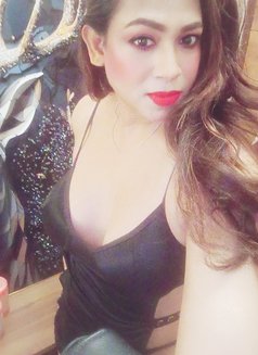 Kanika big dick only cam show - Transsexual escort in Bangalore Photo 29 of 30