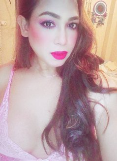 Kanika big dick only cam show - Acompañantes transexual in Mumbai Photo 25 of 29