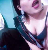 Kanika Bisht - Transsexual escort in New Delhi