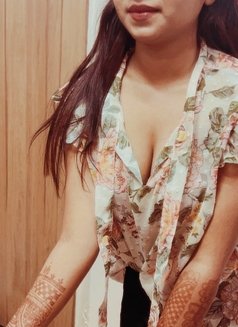 Kanika for Real Meet and Cam - escort in New Delhi Photo 5 of 7