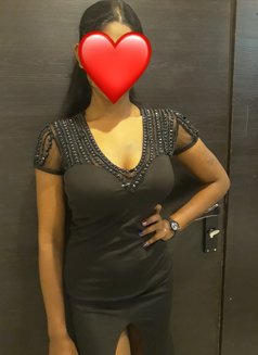 KANIKA HOT&SEXY GENUINE SERVICE - puta in Mumbai Photo 8 of 11