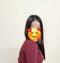 Monika, Independent Delhi College Girl - puta in New Delhi