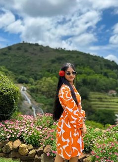 Kanika Independent Girl in Delhi - escort in New Delhi Photo 1 of 6