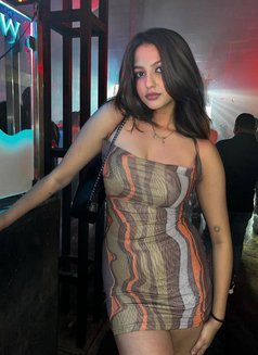 Kanika - escort in Ahmedabad Photo 3 of 3