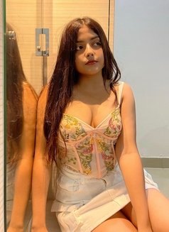 Kanika - escort in Bangalore Photo 4 of 4