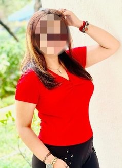 Unsatisfied Wife Want Mutual Partner nc - puta in Bangalore Photo 1 of 6