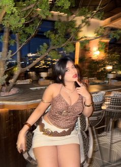 Kanika - escort in Kochi Photo 3 of 6
