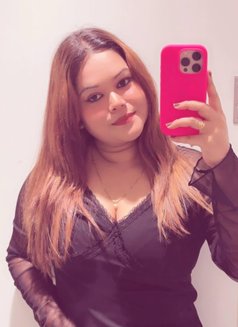 Kanika - escort in Mumbai Photo 1 of 6