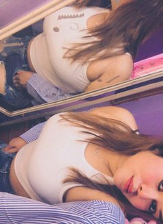 Kanika - escort in Mumbai Photo 5 of 6