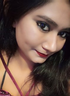 Kanika - escort in Noida Photo 6 of 7