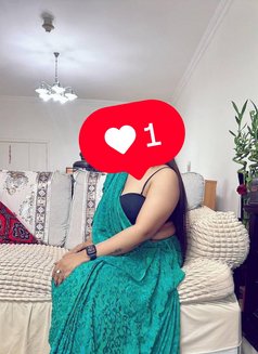 Kanika ray - escort in New Delhi Photo 13 of 14