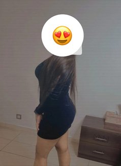 Kanika ray - escort in New Delhi Photo 16 of 19
