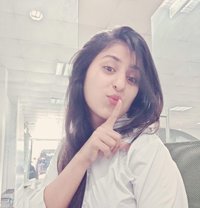 Kanika Sharma 8I99857O4O - puta in Dehradun, Uttarakhand