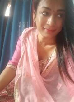 Kanika Singh - Transsexual escort in New Delhi Photo 5 of 5