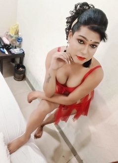 Kanika Ts - Transsexual escort in New Delhi Photo 2 of 2