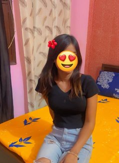 Kanika, Young Independent Delhi Girl - escort in New Delhi Photo 2 of 5